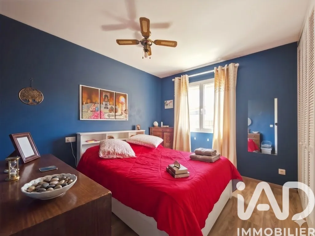 Chambres - Maison avec Piscine et Gîtes à Sérignan