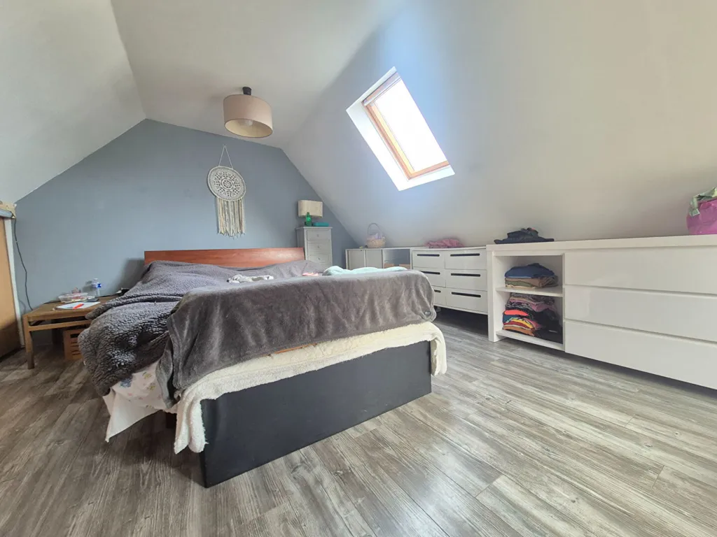 Chambres - Maison Individuelle avec Jardin à Rieulay