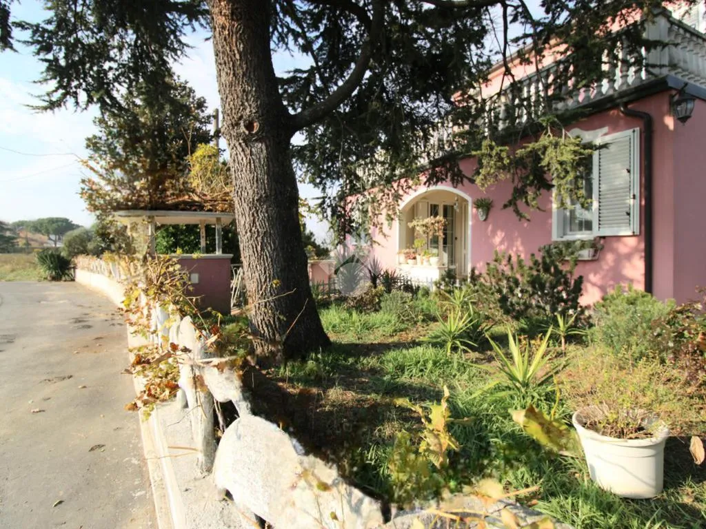 Exterior - Rustic Villa with Garden in Cesena