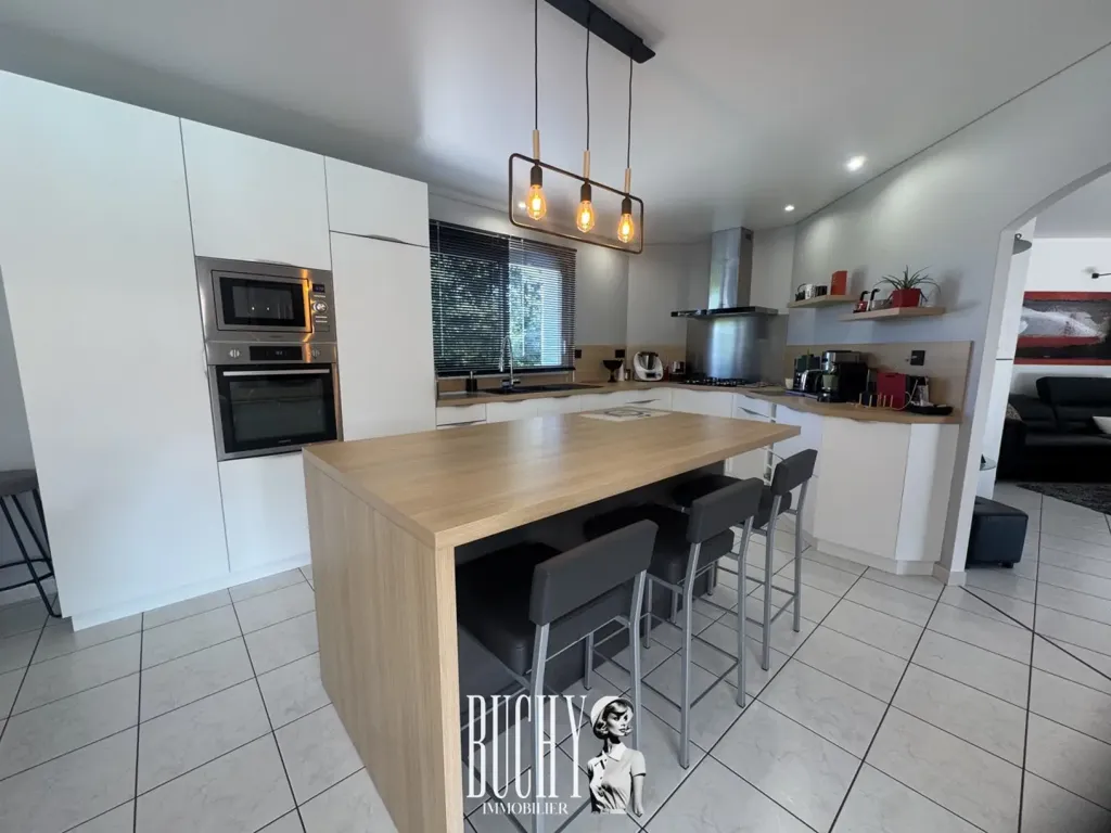 Cuisine - Villa avec Piscine à Château d'Olonne