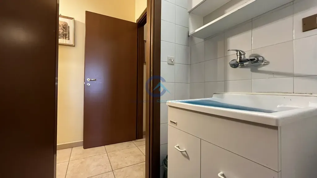 Vannitoad - 3-Bed Apartment with Terrace in Catanzaro Lido