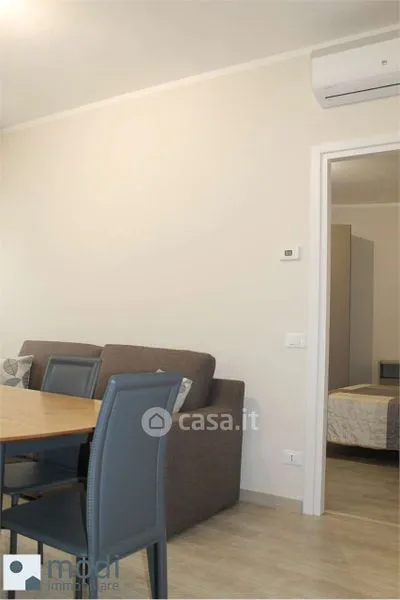 Salle à manger - Fully Furnished Flat in Central Crema