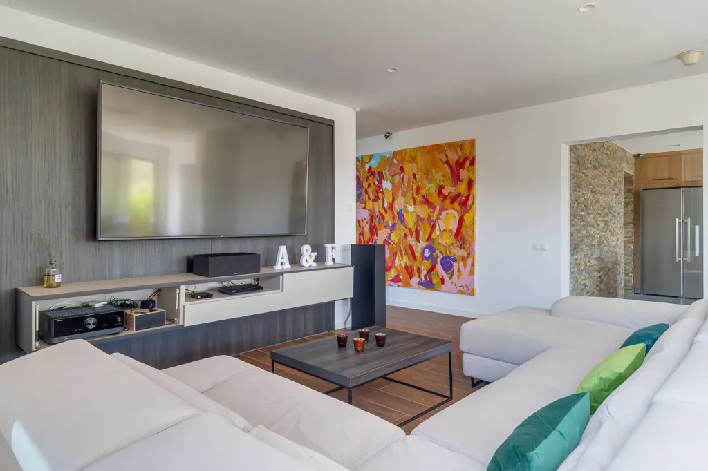 Elutuba - Luxury Villa with Spa in Olesa de Bonesvalls