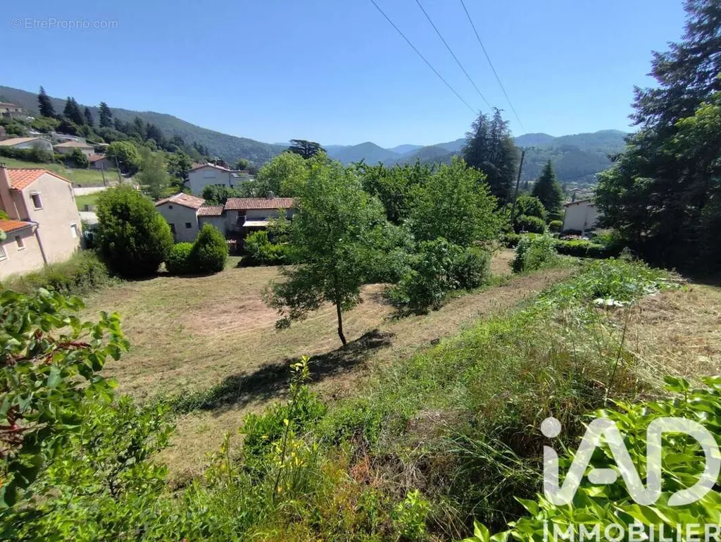 Aed - Buildable Plot with Peaceful Setting in Le Vigan