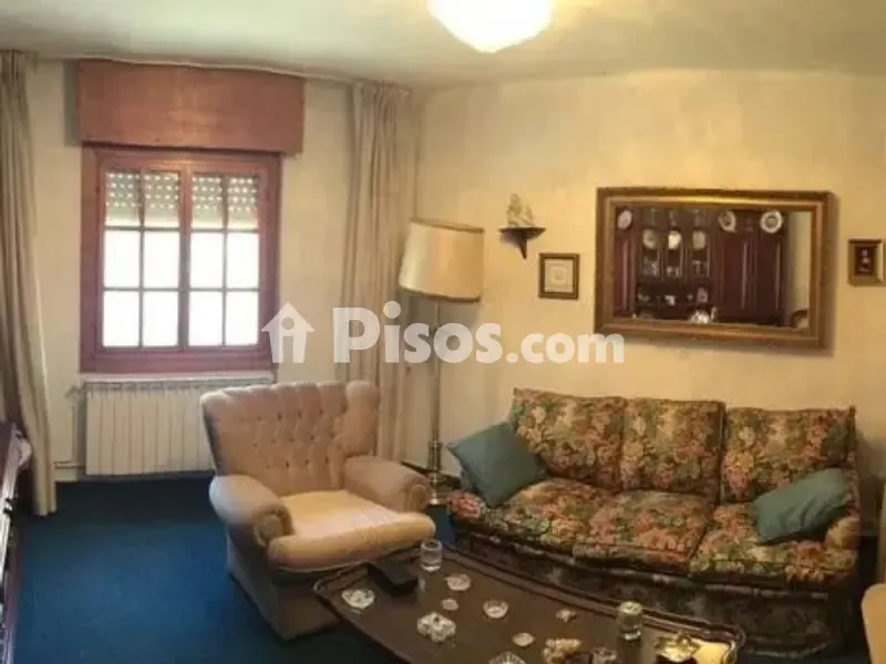 Elutuba - Rustic Farmhouse with Commercial Space in Tineo