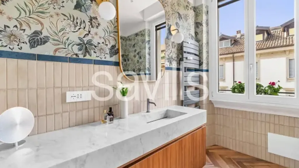 Salles de bain - Restored Triplex with Balcony in Milan