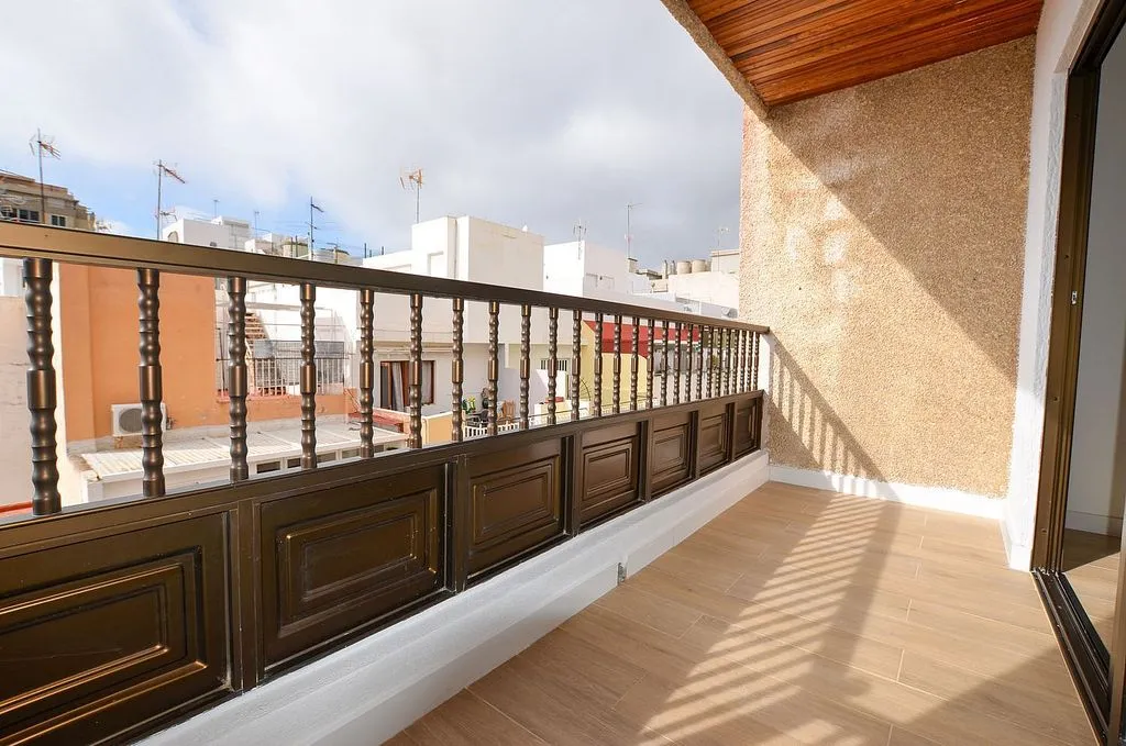 balcony