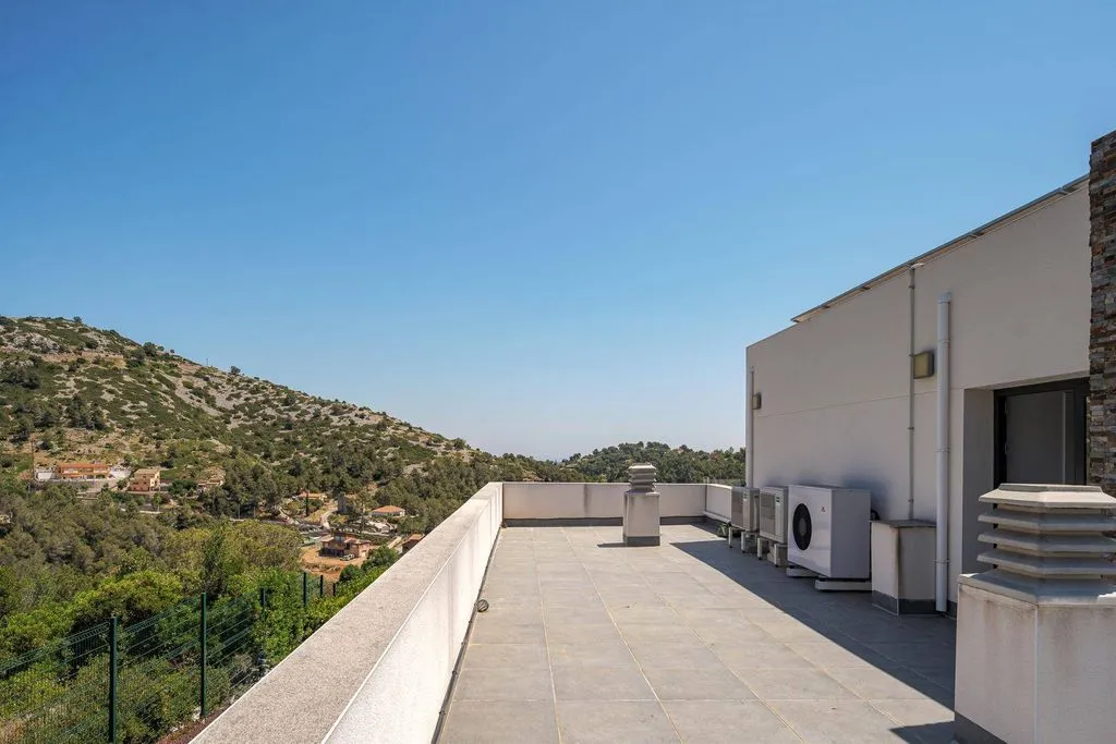 Terrass - Luxury Villa with Spa in Olesa de Bonesvalls