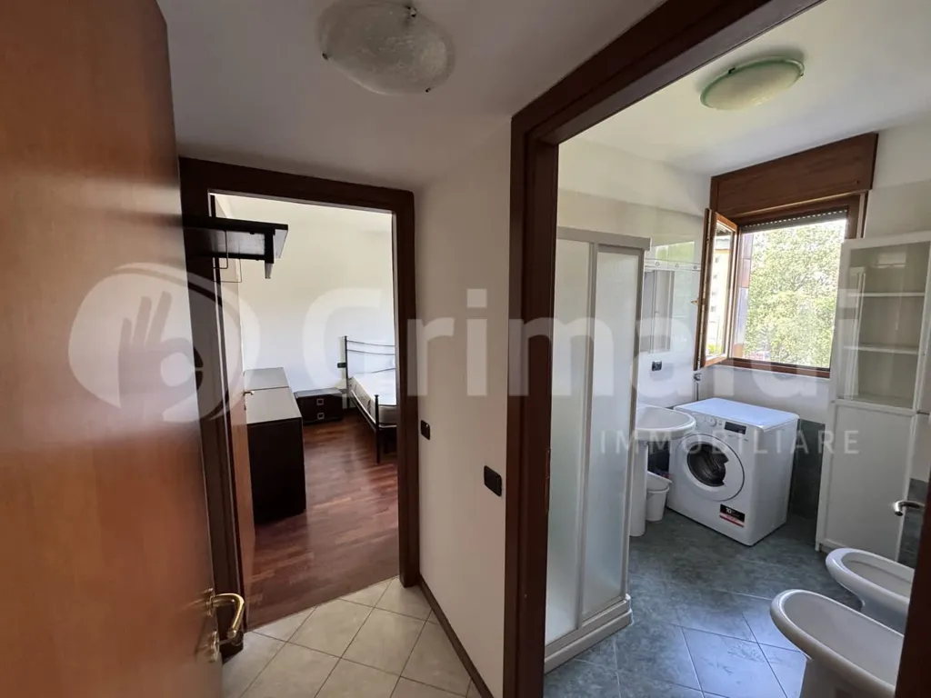 Bathrooms - Armed Two-Bedroom Apartment with Balcony in Milan