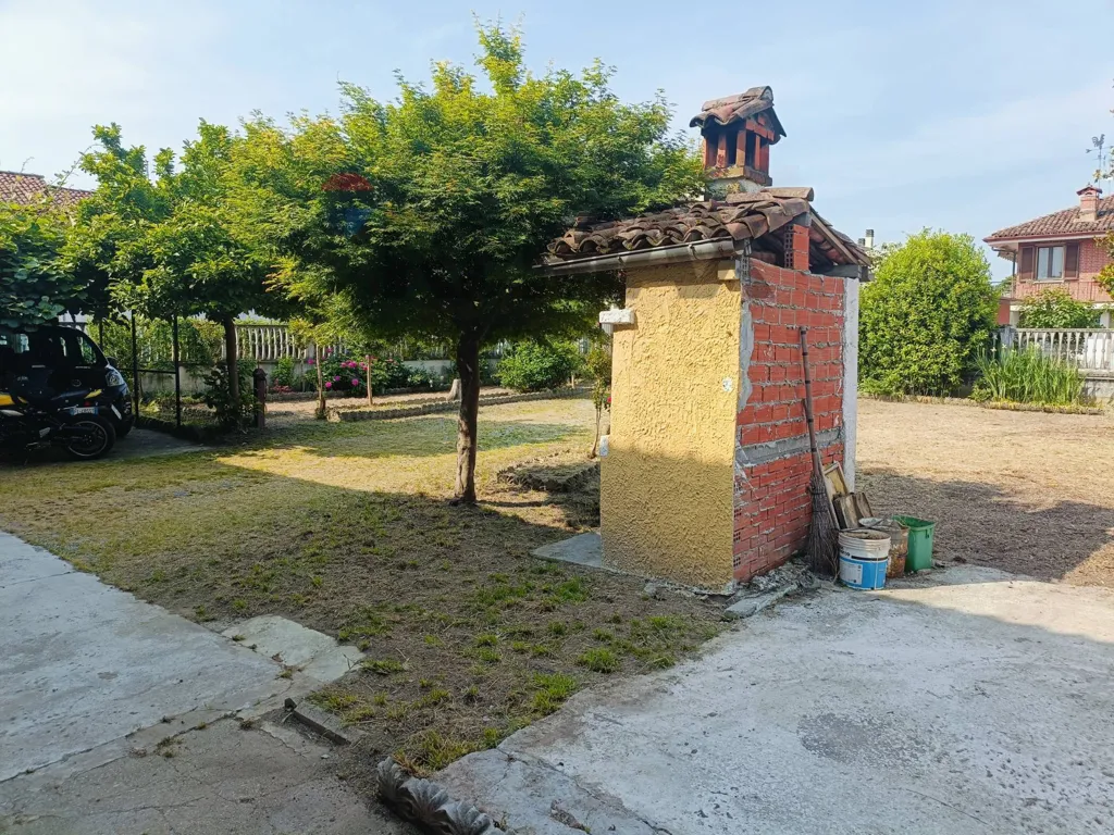 Aed - Semi-detached House with Garden in Virle Piemonte