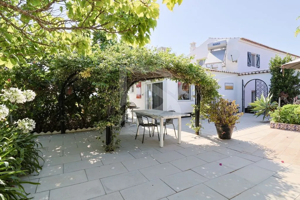 Terrazza - Rustic House with Pool in Pêra, Algarve