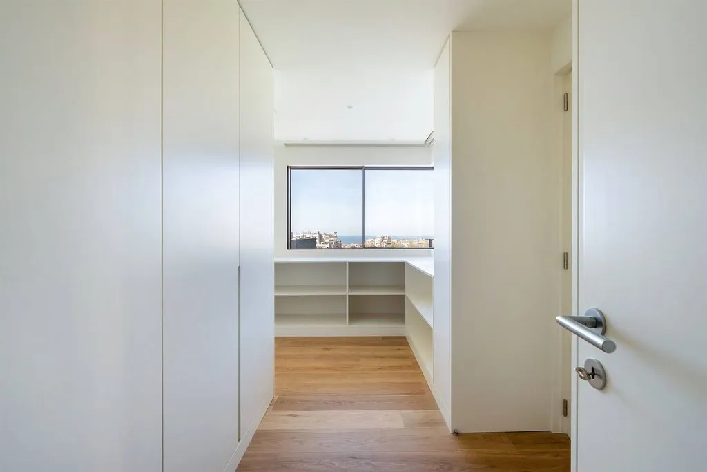 Esik - Luxury Apartment with Panoramic Views in Porto