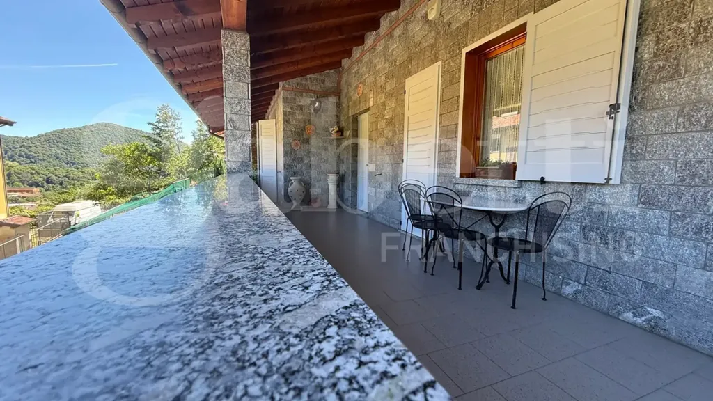 Terrazza - Panoramic Villa with Garden in Asso (CO)