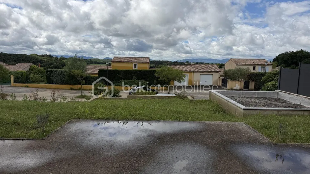 Giardino - Twin-Home with Garden Potential in SAVASSE