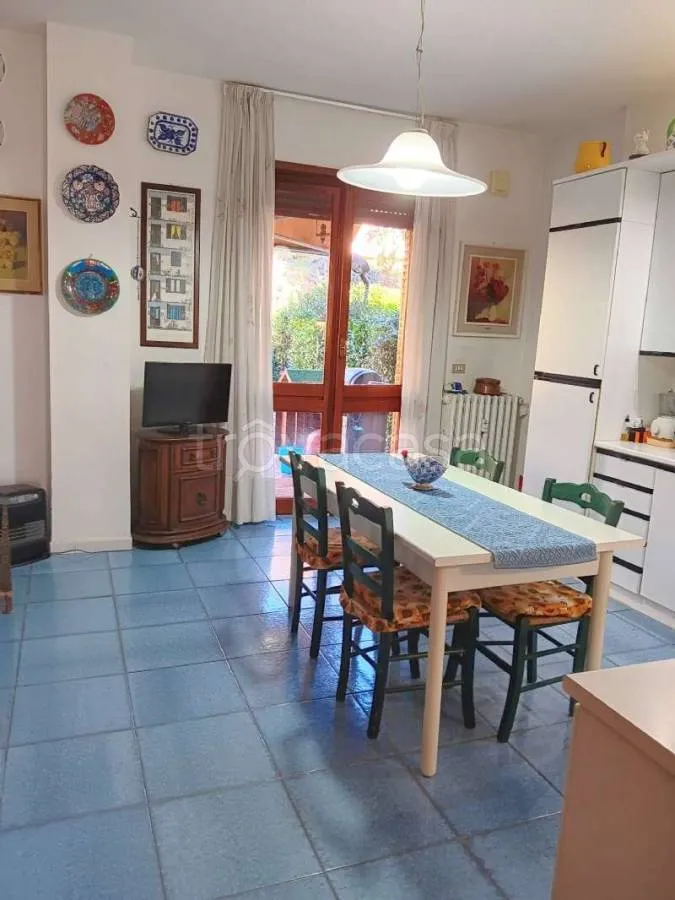 Söögituba - Apartment with Garden in Pino Torinese