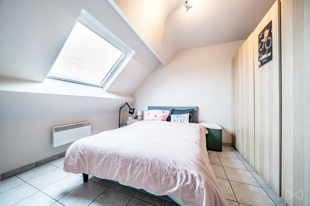 Magamistoad - Duplex with Balcony in Ecaussinnes Village