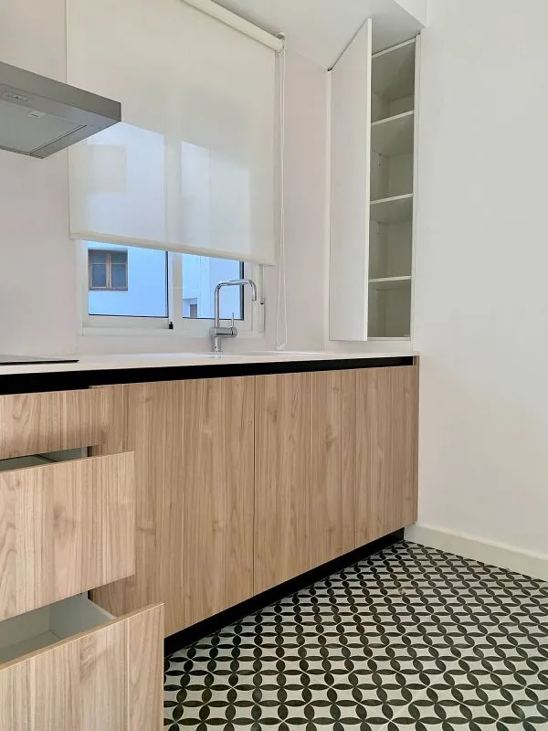 Cuisine - Luxury Apartment with Terrace near University