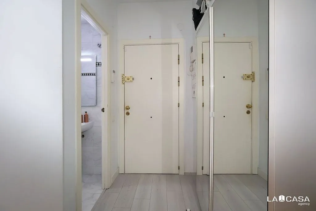 Entrée - Triplex Penthouse with Private Solárium in Santa Eulàlia