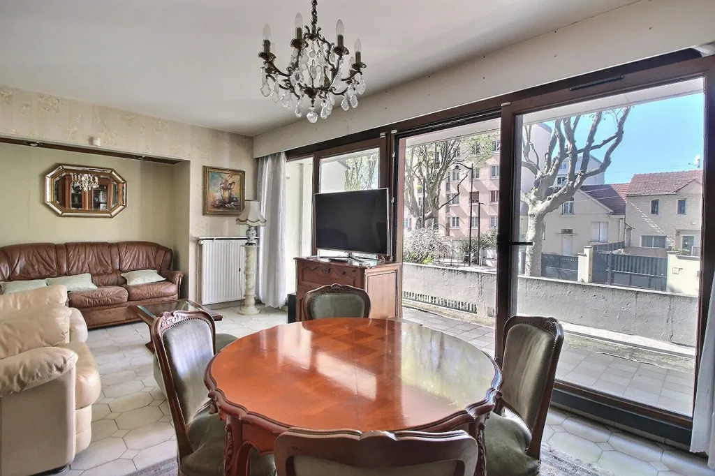 Salle à manger - Appartement 4 Pièces avec Balcon à L'Île-Saint-Denis