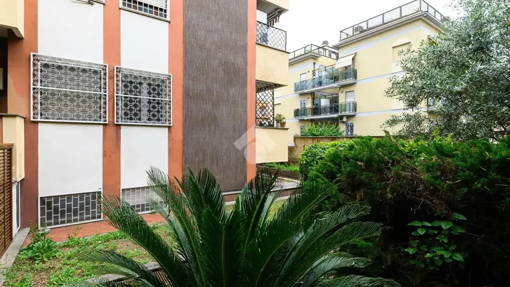 Giardino - Triplex with Garden in Rome