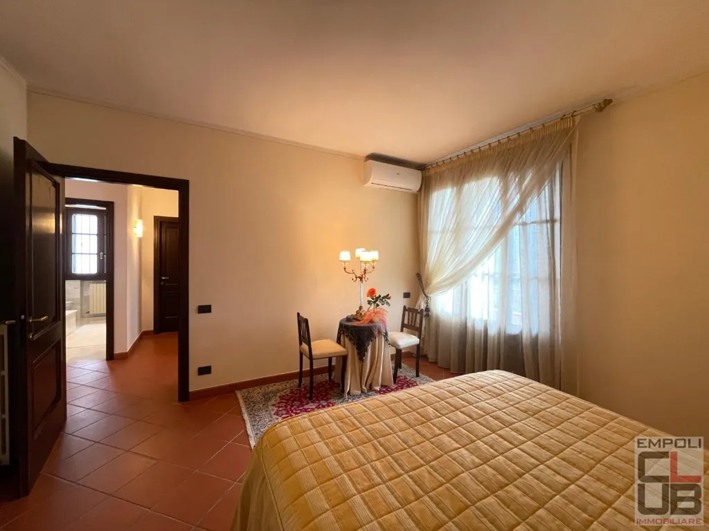 Magamistoad - Bifamiliar Villa with Garden in Cerreto Guidi