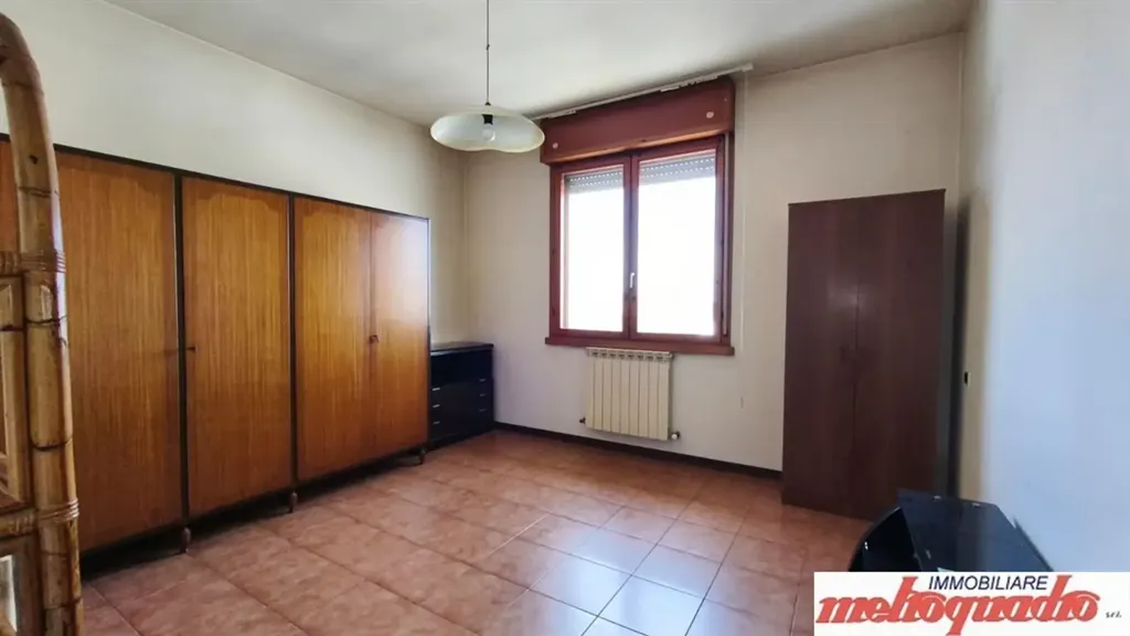 Magamistoad - Spacious Apartment with Triple Exposure in Galliera