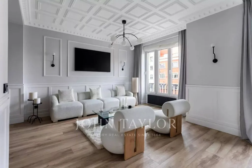 Elutuba - Luxury Flat with Balconies in Salamanca, Madrid