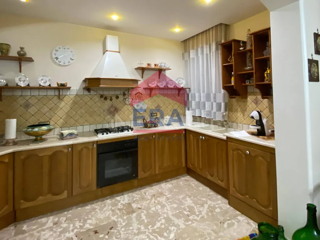 Köök - Spacious Apartment with Balcony in Custonaci