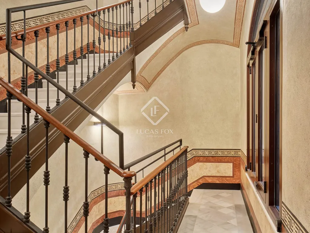 Pièces - Renovated Apartment with Terrace in Eixample Right