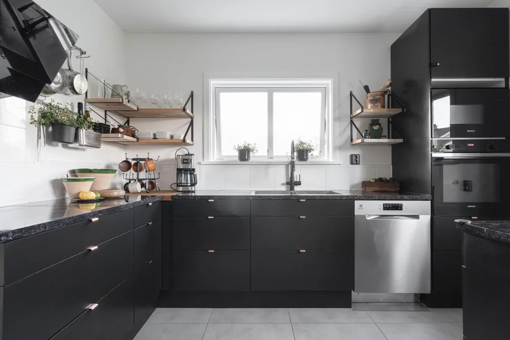 Cuisine - Planned Villa with Terrace in Avesta