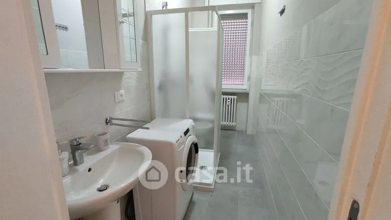 Vannitoad - Fully Furnished Flat with Shared Garden in Novara