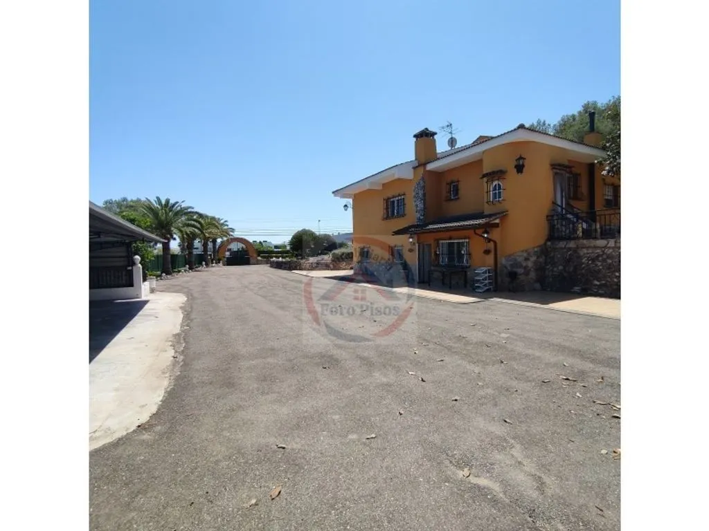Välivaade - Luxury Villa with Pool in Bellús, Valencia