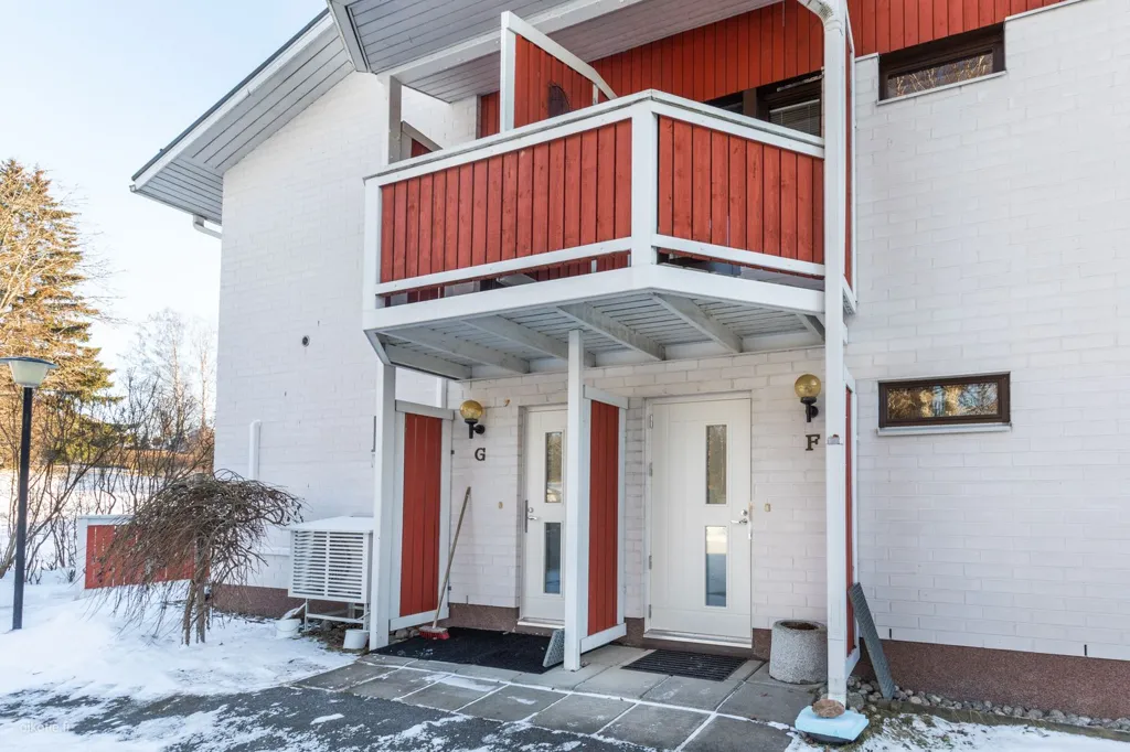 Välivaade - Terraced House with Balcony in Pyhätön, Heinola