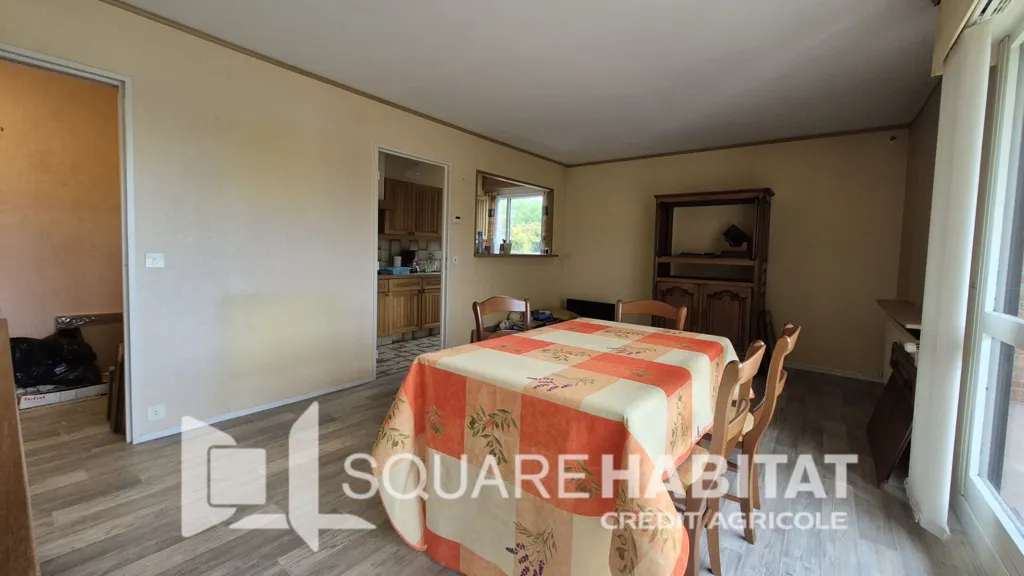 Sala da pranzo - 3-Bed Apartment with Balcony in Lens