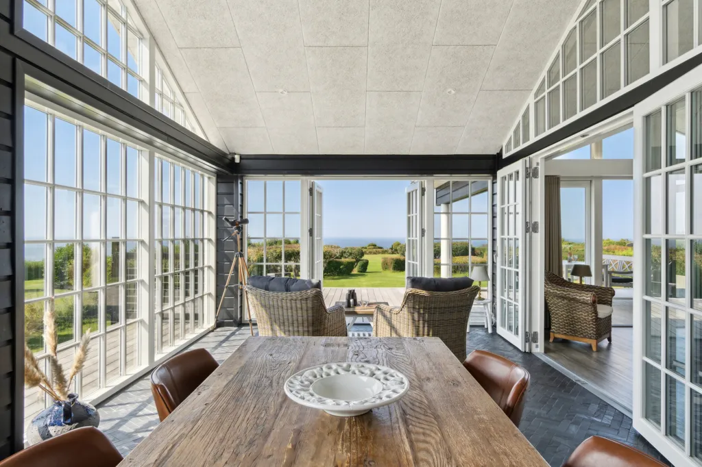 Salle à manger - Modern Summerhouse with Water View at Storebælt