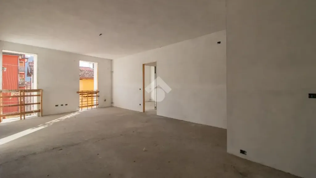 Rustic Tri-Storey Apartment in Lumezzane