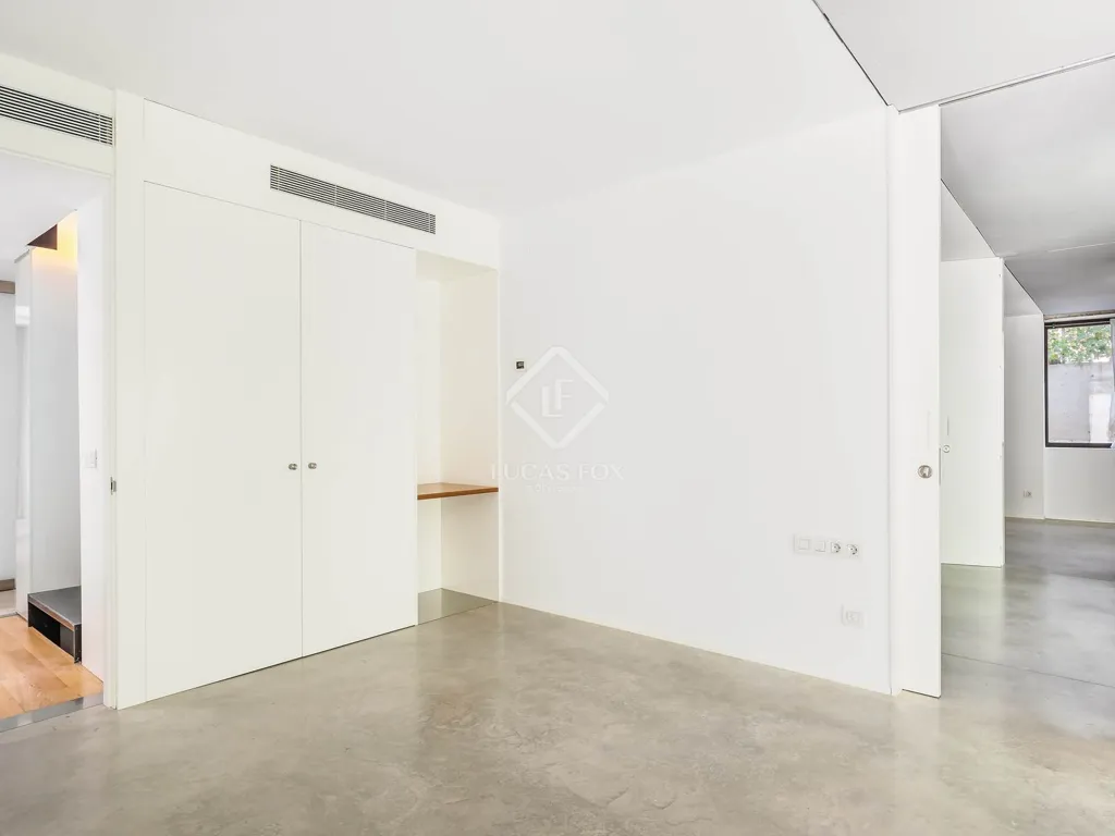 Toad - Minimalist Villa with Infinity Pool in El Golf, Sant Cugat