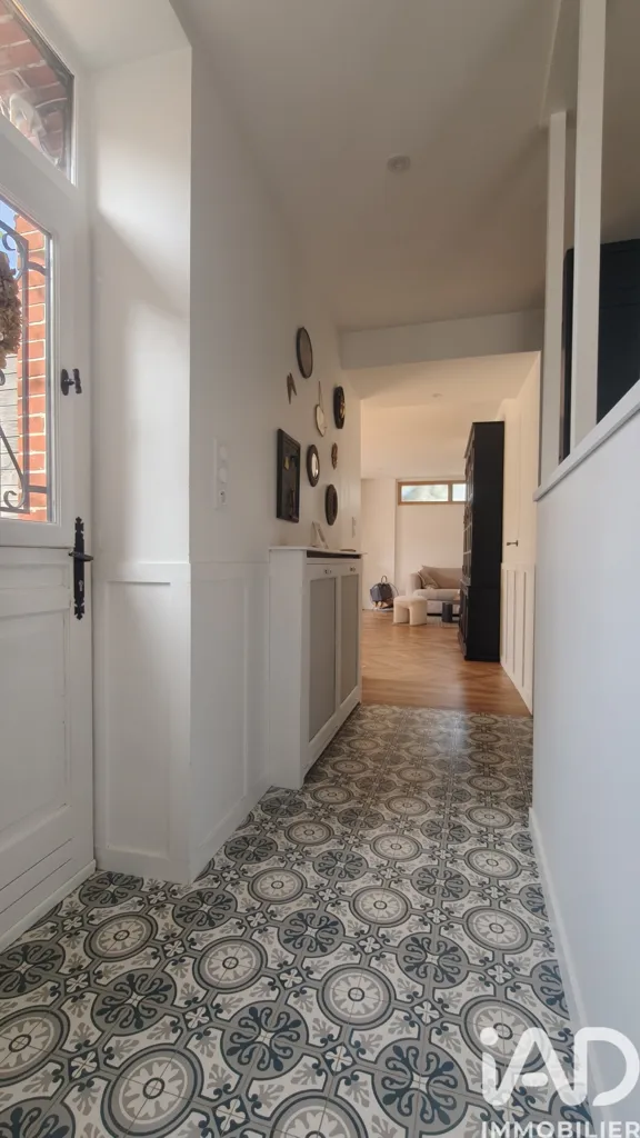 Hallway - Charming Townhouse with Garden in Couëron