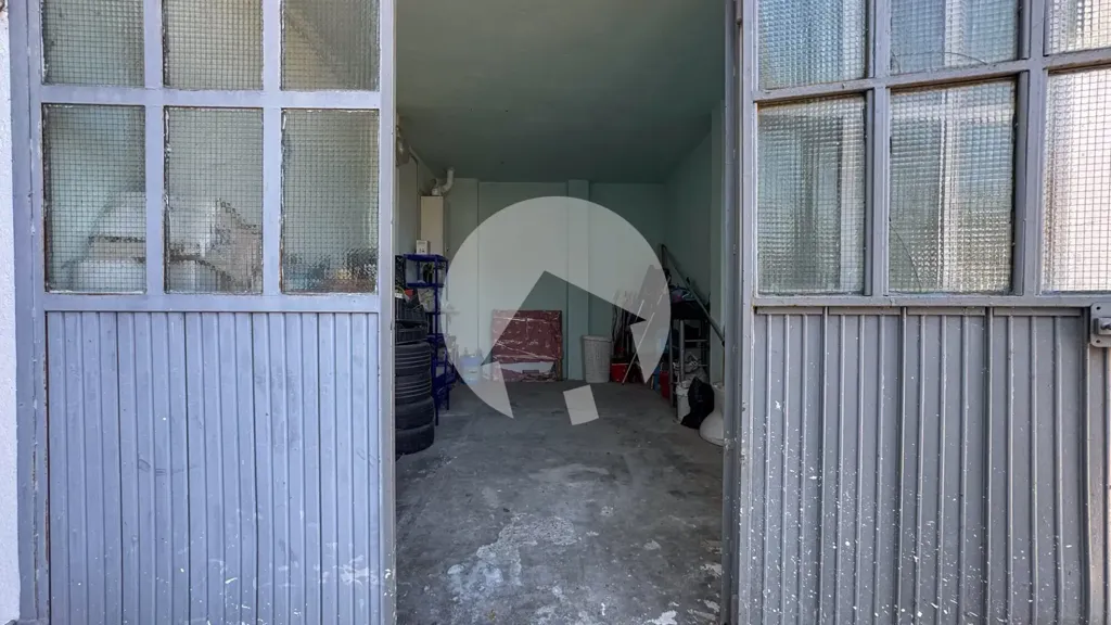 Garage - Rustic Mansard with Garden in Scandiano