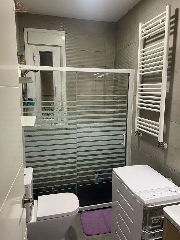 Vannitoad - Furnished Flat with AC in Malasaña, Madrid