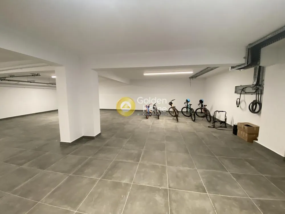 Garaaž - Apartment with Sea View in Chalkida