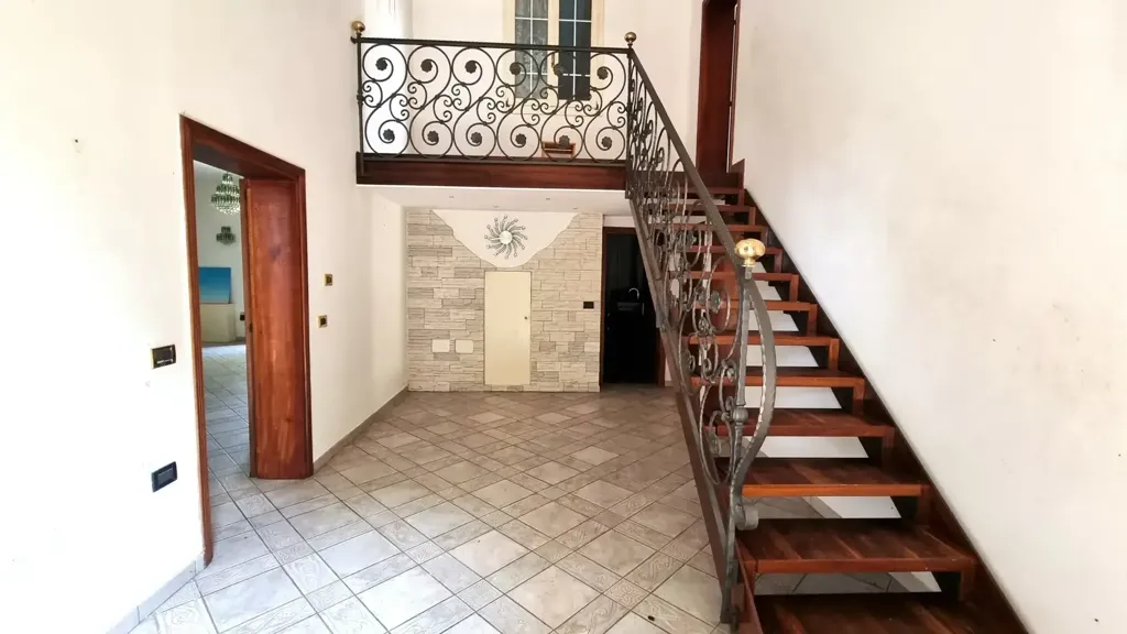 Stanze - Multi-Level Villa near Conselice