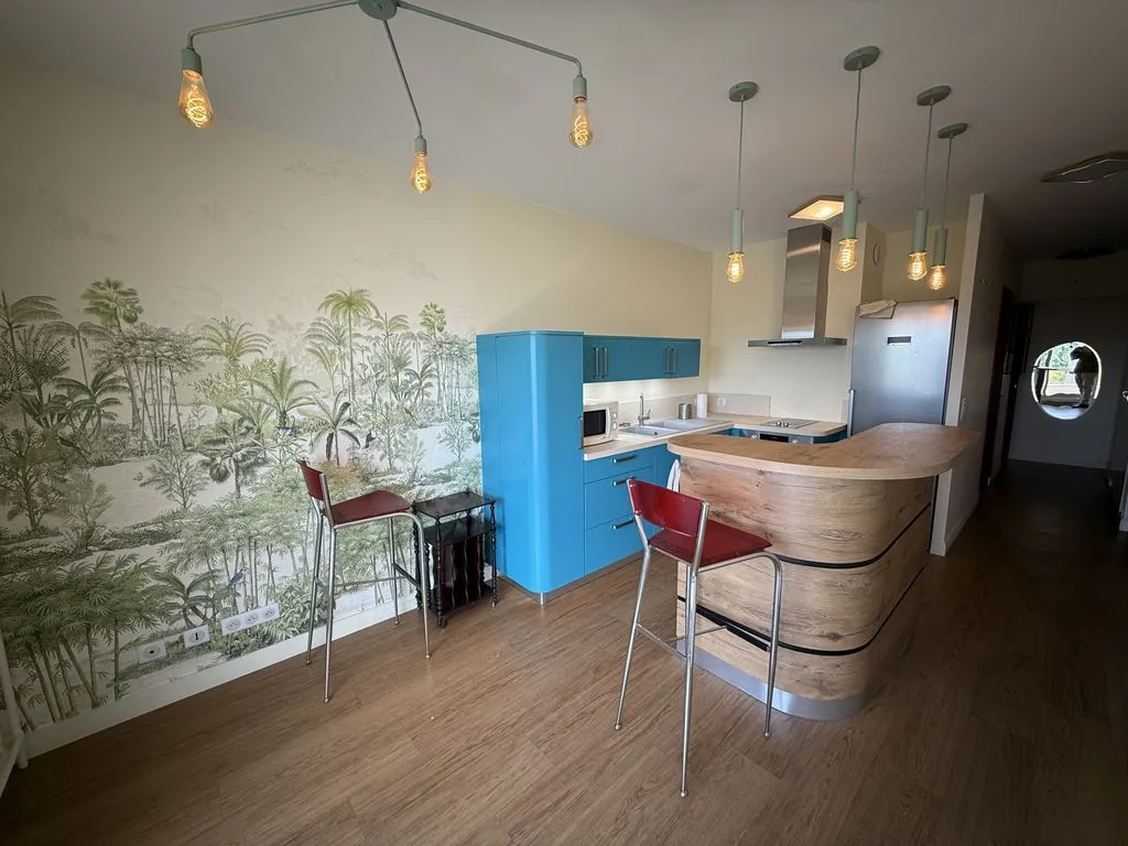 Cuisine - Appartement Luxe avec Balcon à Auteuil, Paris