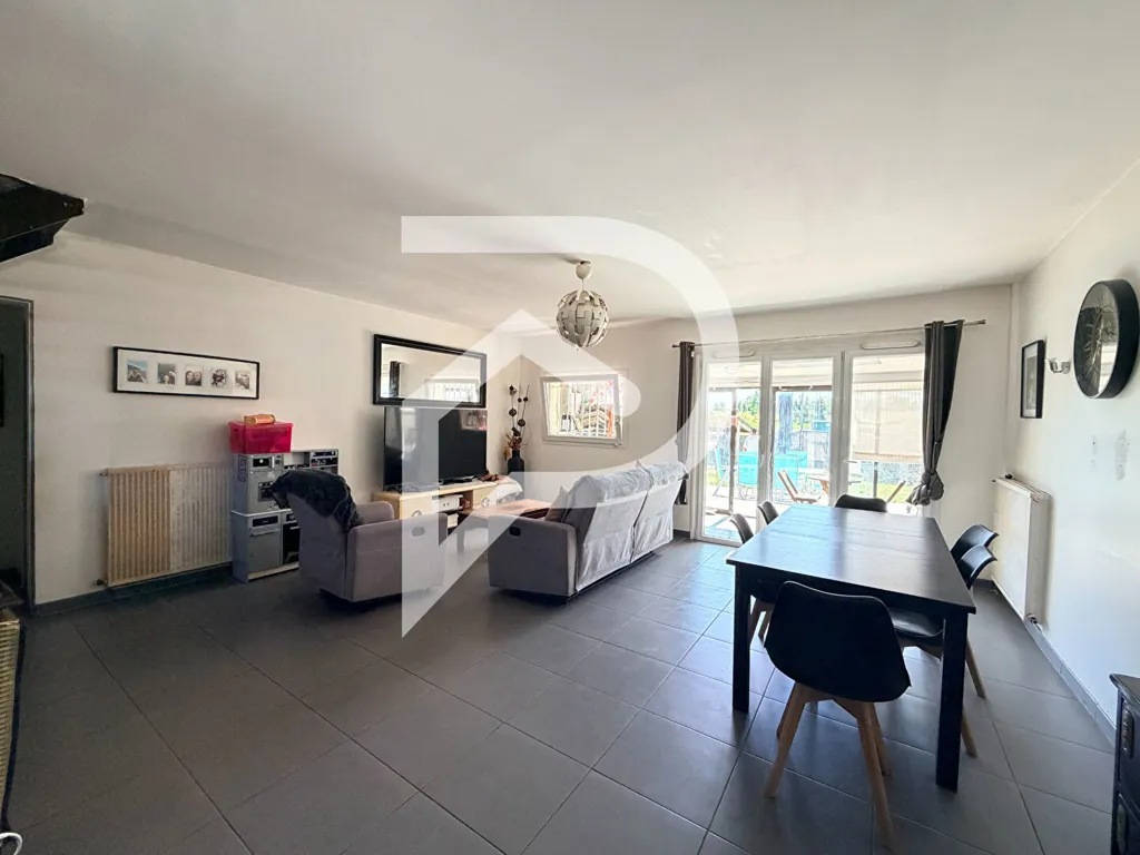 Séjour - Pavillon Traditionnel avec Jardin à Saint-Soupplets