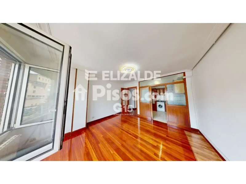 Elutuba - Apartment with Balcony near Hernani Town Centre