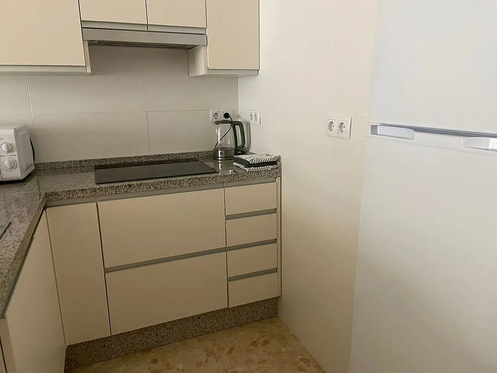 Cuisine - Studio with Balcony in Málaga Centre