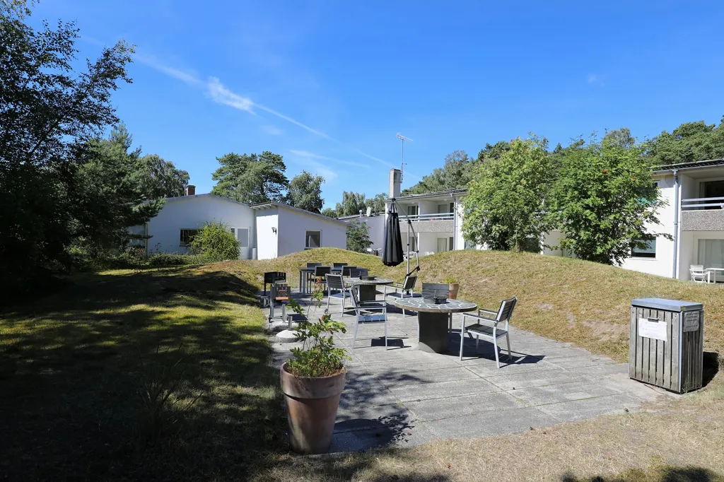 Jardin - Modern Apartment with Forest View in Dueodde