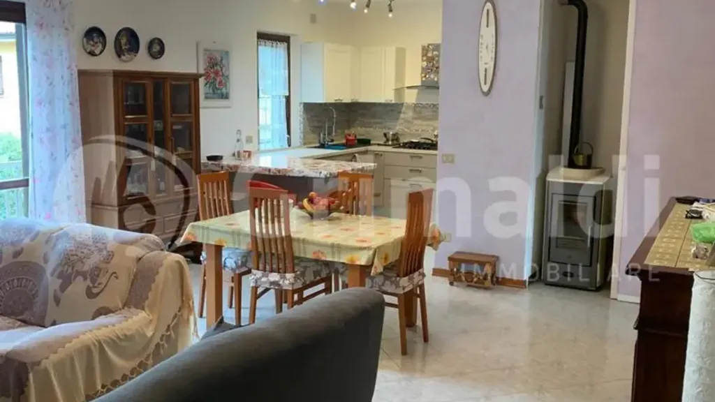 Sala da pranzo - Quadrilocale with Balconies in Assisi