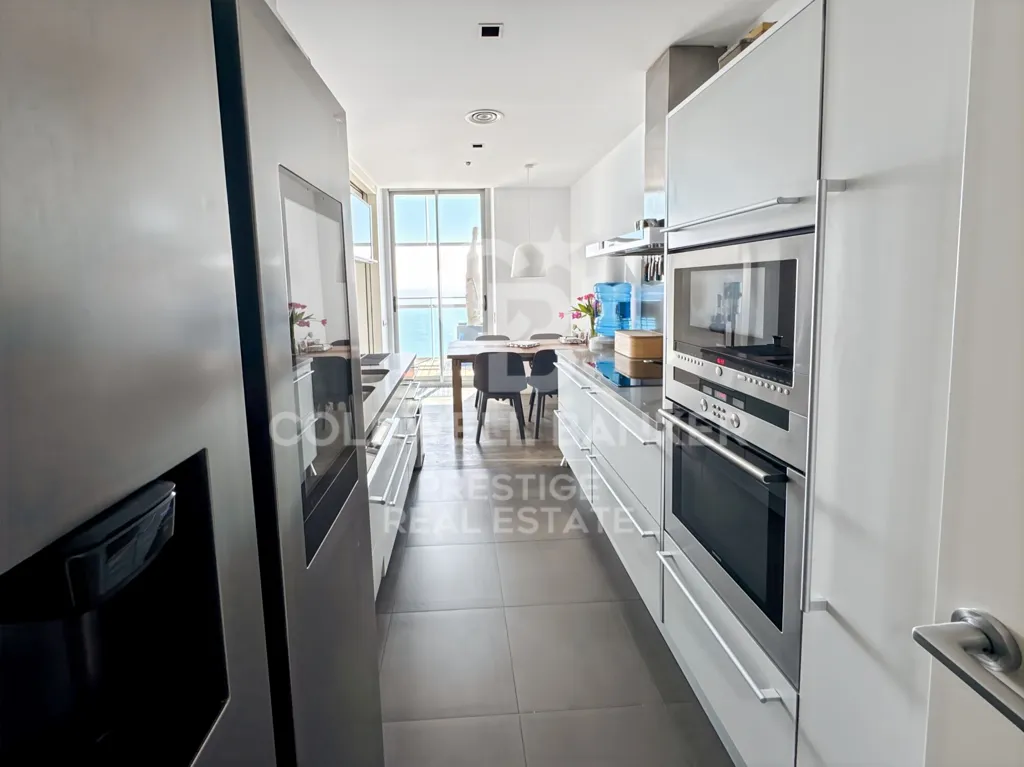 Cuisine - Beachfront Apartment with Pool in Barcelona