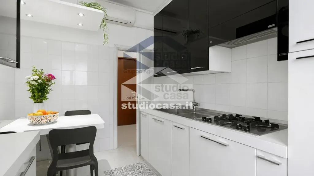 Cuisine - Rearranged Apartment with Terrace in Milan